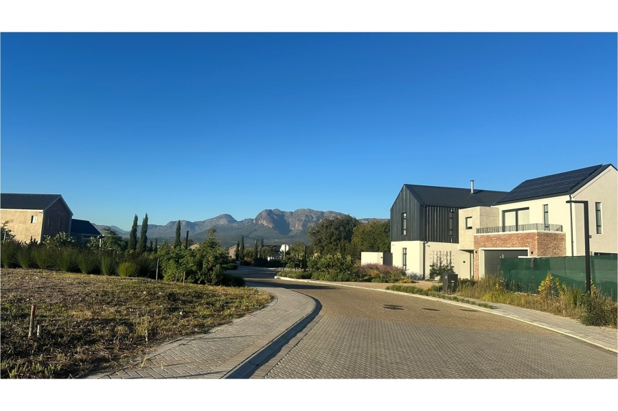 3 Bedroom Property for Sale in Lemoenkloof Western Cape